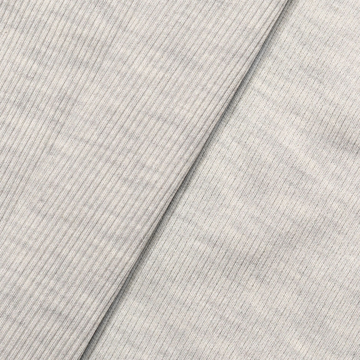 ŚCIĄGACZ JASNY SZARY MELANŻ 140 CM 400 G/M2