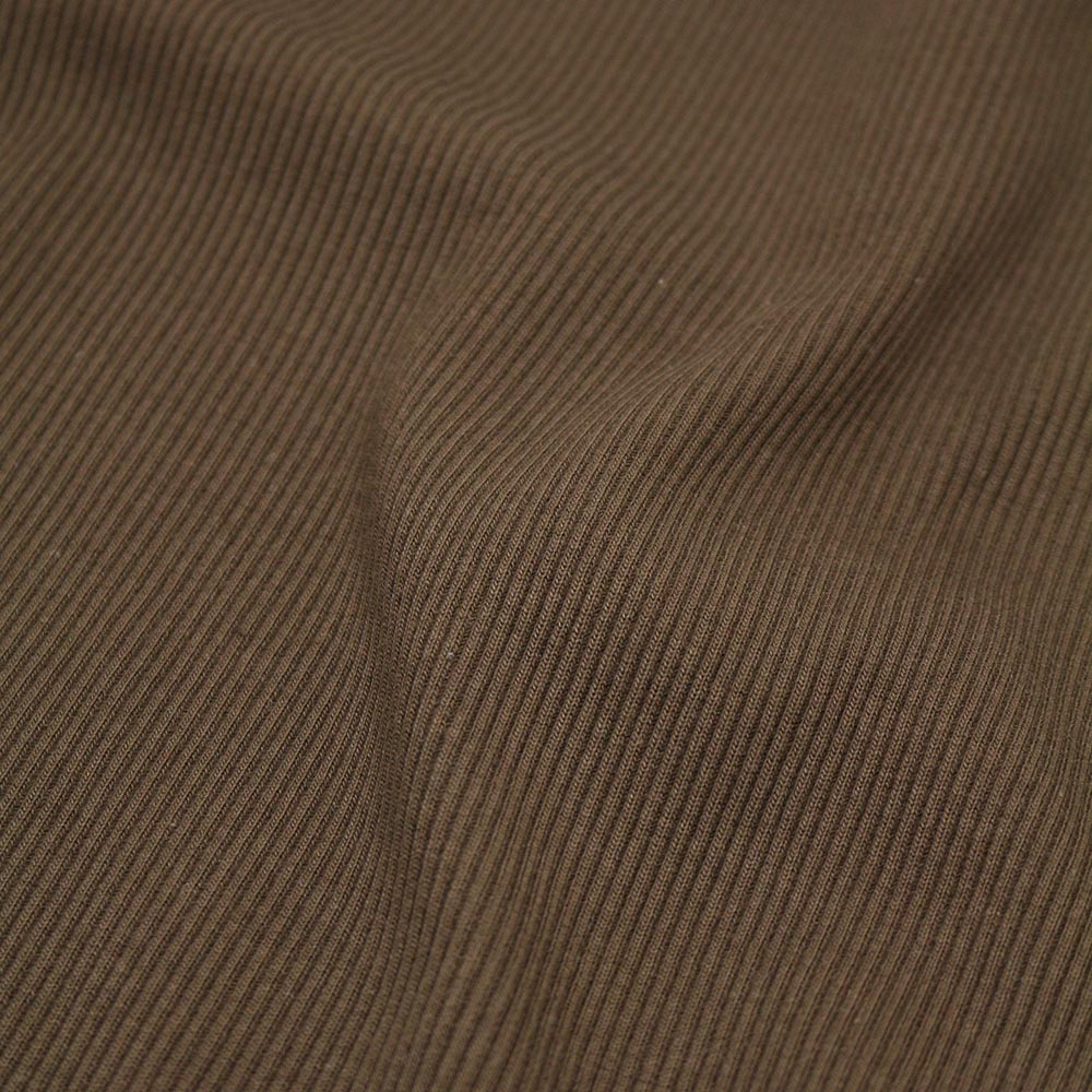 ŚCIĄGACZ CZEKOLADOWY 140 CM 480 G/M2